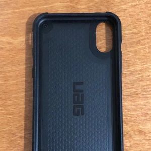 URBAN ARMOR GEAR UAG iPhone Xs/X [5.8-inch Screen]